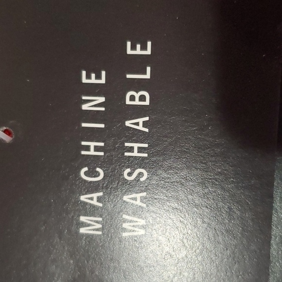 Sag Harbr red SS embroidered top NWT size large - Picture 11 of 13